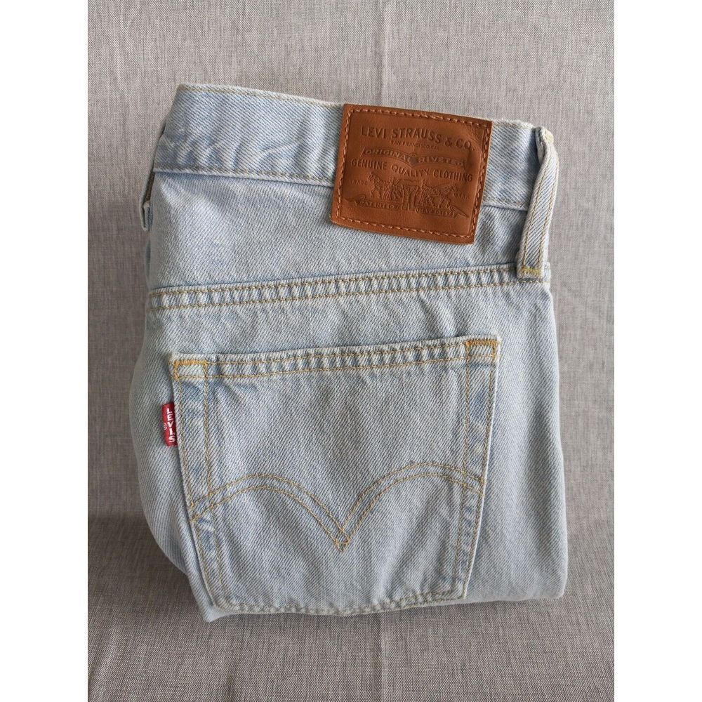 Rare Levi's Women's 28 Wedgie Straight Distress Denim Jeans Buttons Fly Big E